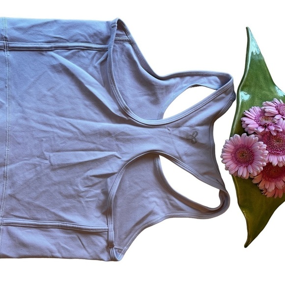 𝅺aritzia Bundle of 3 Crop Tops EUC - Picture 11 of 15